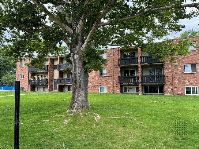 Photo - Confederation Park Apartments I & II