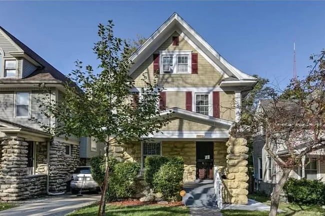 Building Photo - 3222 Charlotte St