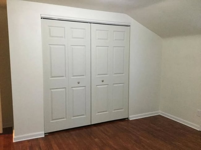 Photo - 733a Cribbs St