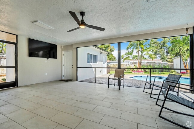 Building Photo - 3691 NW 5th Ave Rental