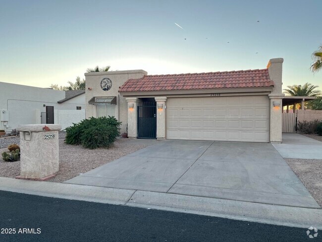 Building Photo - 25258 S Pinewood Dr Rental