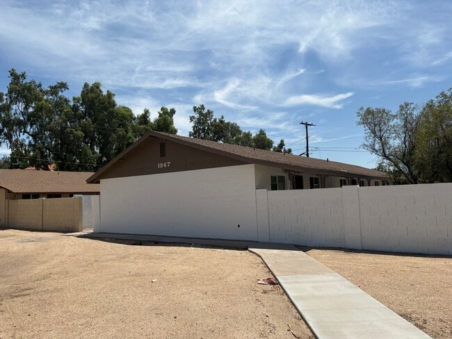 Photo - 817 S Melody Ln Unidad 7