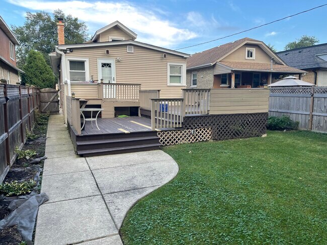 Photo - 1428 Fowler Ave