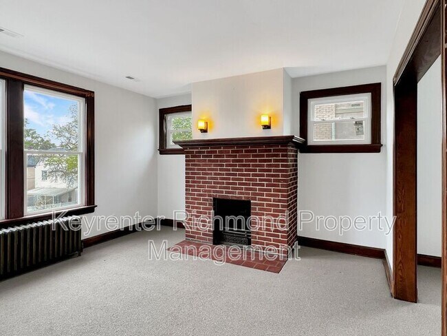 Photo - 2806 Hawthorne Ave Unit 2