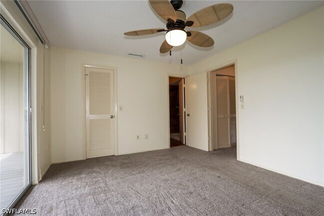 25484 Cockleshell Dr