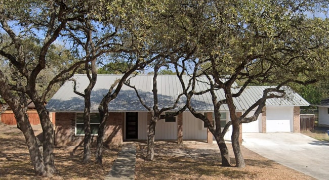 Building Photo - 13 Mission Dr Rental