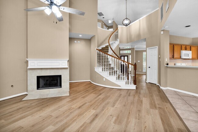 Photo - 20931 Deauville Dr