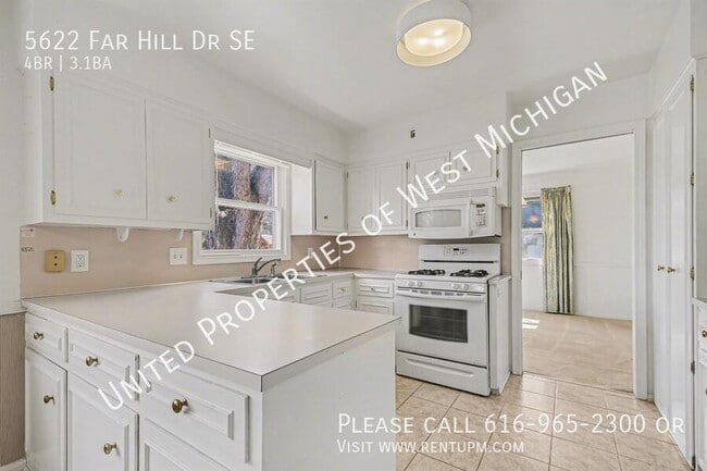 Photo - 5622 Far Hill Dr SE