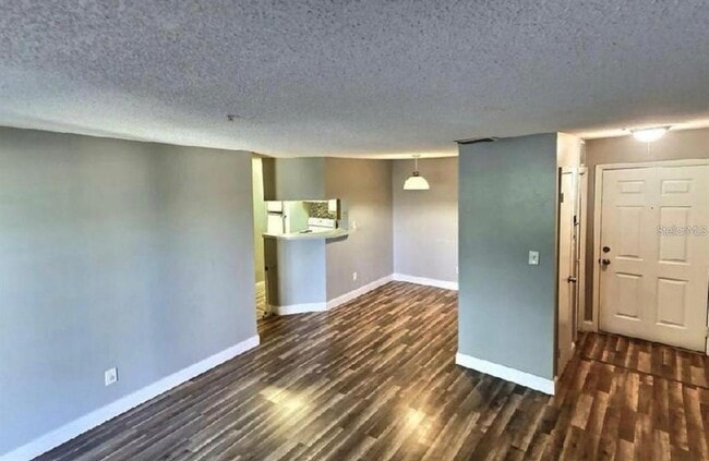 Photo - 199 Afton Square Unit 107