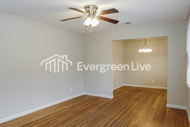 Photo - 2620 Rockwell Rd NW