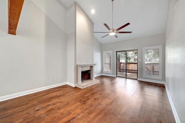 Photo - 7211 Lakewood Dr