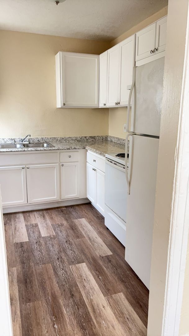 Photo - MOVE IN SPECIAL - Historic Charm 3 bedroom/ 1 bath Home with bonus room