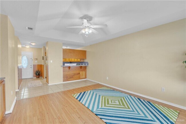12 Lake View Dr