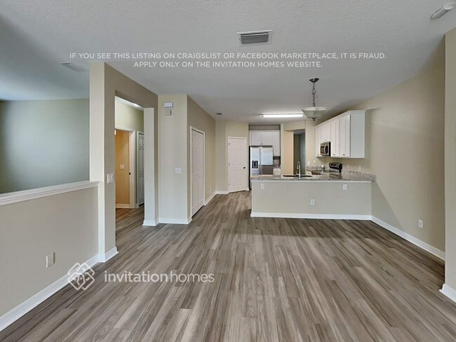 Photo - 901 Benton Dr