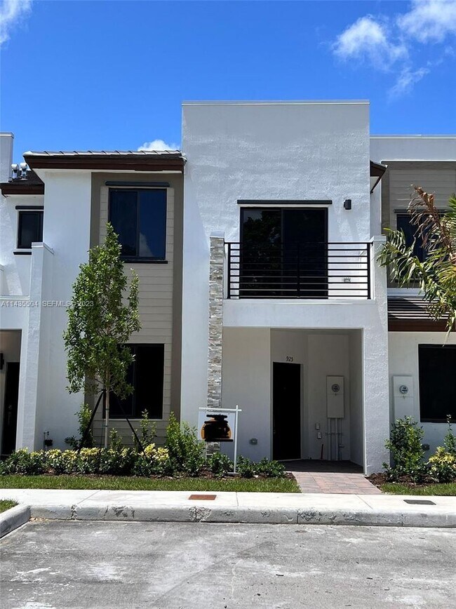 Photo - NEW CONSTRUCTION!!!! AMAIZING LOCATION!!!