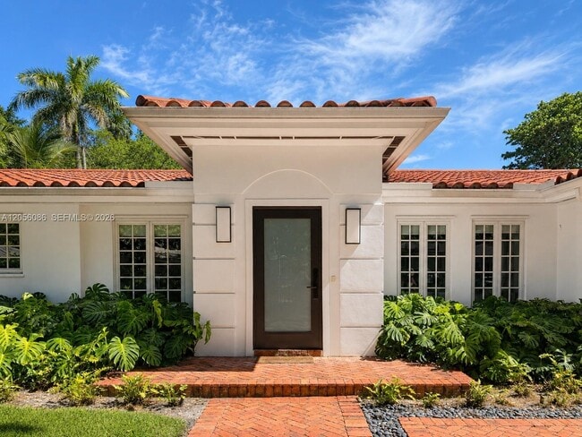 Building Photo - 614 San Juan Dr