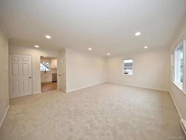 Photo - 105 Florence St Unit 2nd Floor