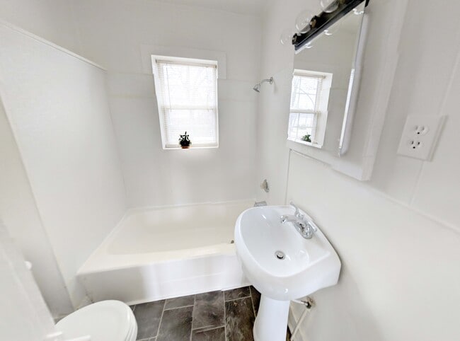 Photo - 2023 Washington Street