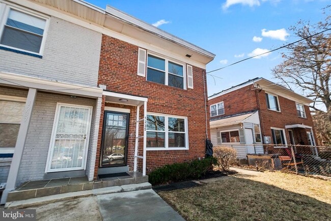 Photo - 1235 Alabama Ave SE