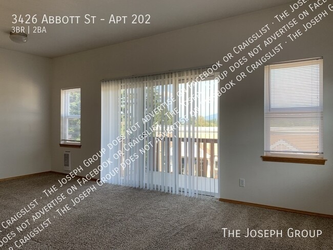 Photo - 3426 Abbott St Unidad Apt 202