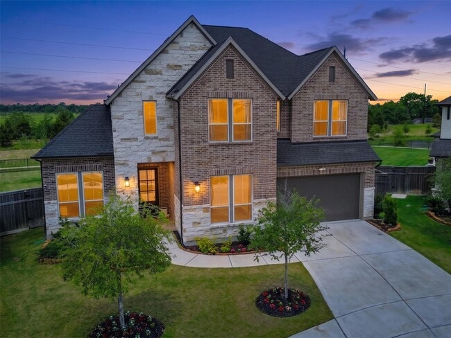 Building Photo - 5802 Emerald Ranch Ln