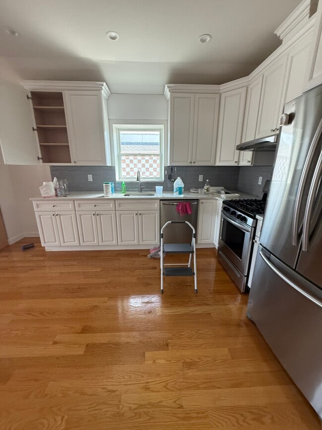 Photo - 226 Bay 13th St Apartments Unit 3