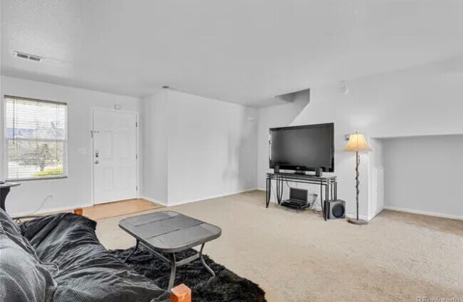 Photo - 2209 E 111th Dr