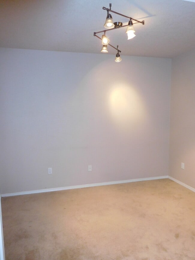 Photo - 7519 Treviso Ct NE