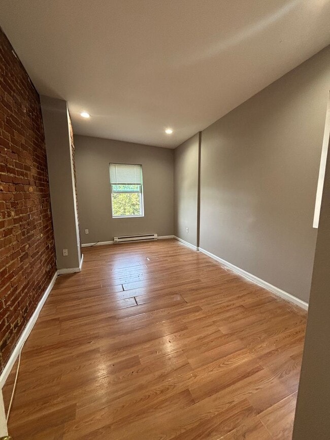 Photo - 3404 Braddock St Unit 2nd Floor