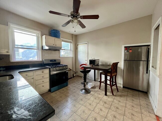 Photo - 49 Beech Glen St Unidad 2