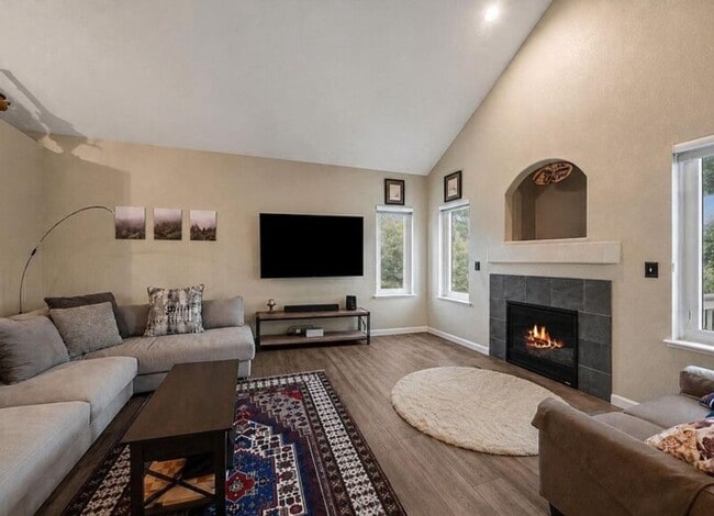 Photo - 10654 Apishamore Ct