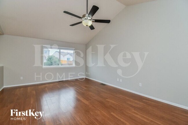 Photo - 5823 Mesa Mountain Way