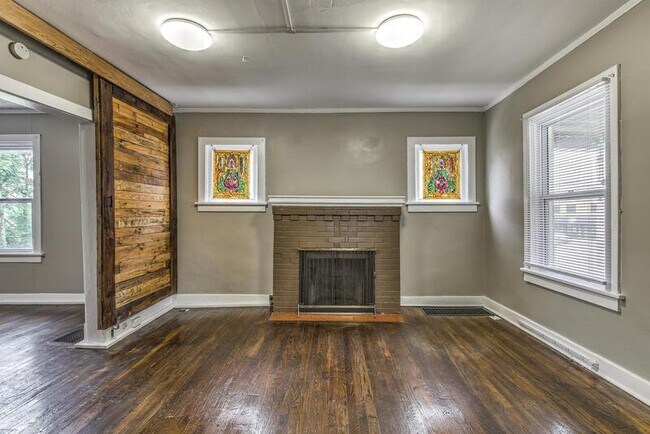 Photo - 2309 S Big Bend Blvd House