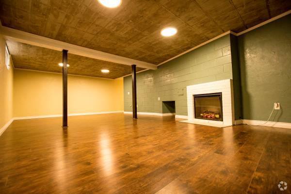 Building Photo - 105 W Tietan St Rental