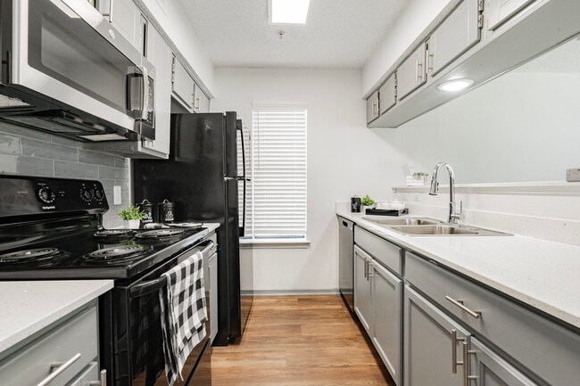 Harper Apartments