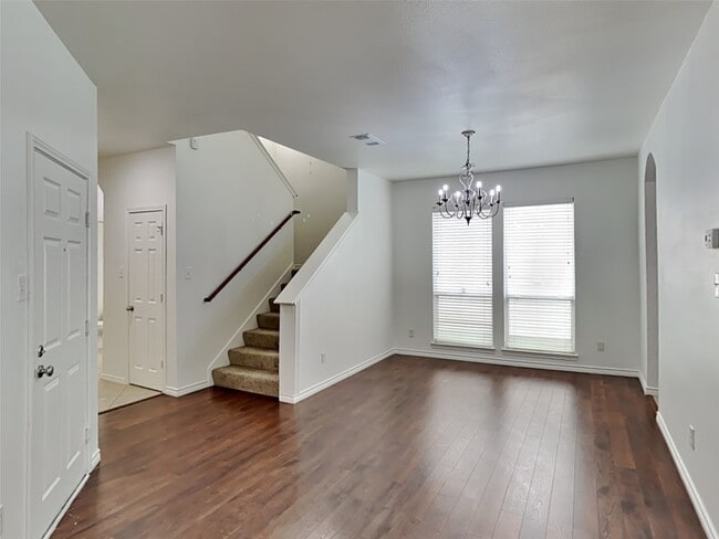 Photo - 15818 Shoreline Terrace Dr