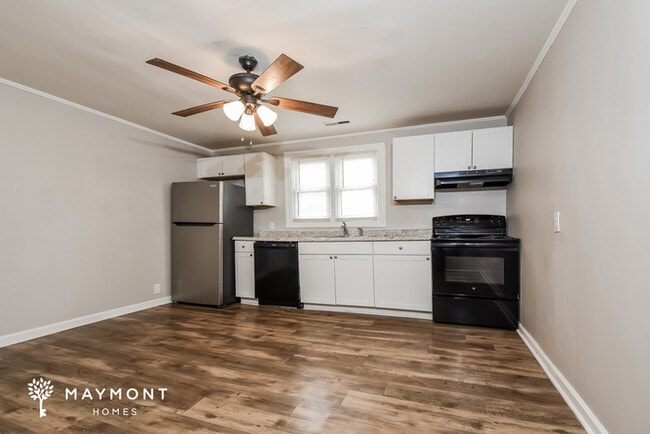 Photo - 1825 Glenside Dr