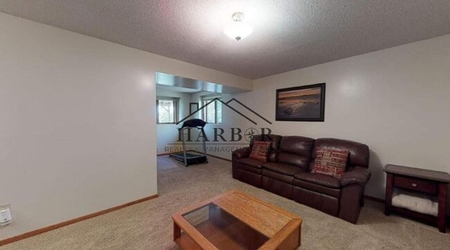 Photo - 3814 10th Ave SW