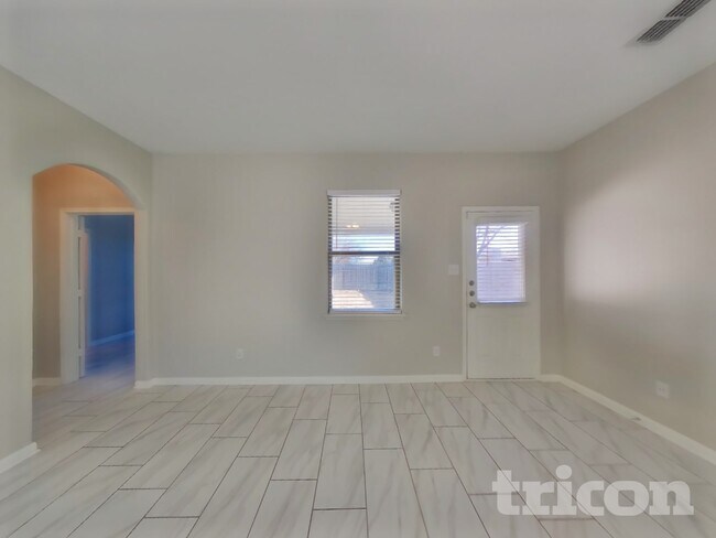 Photo - 1342 Barrel Dr