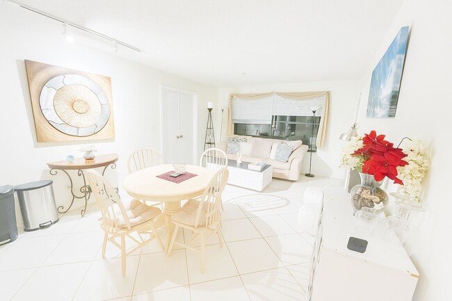 Photo - 2305 N Congress Ave Unit Apt 27