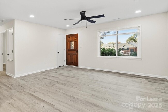 Photo - 7605 Bramblewood Dr