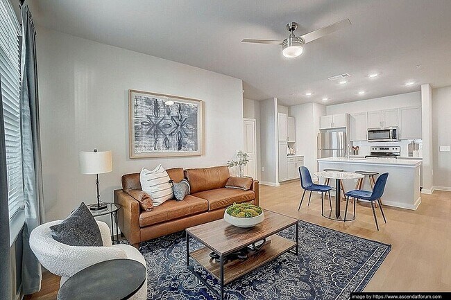 Photo - 2290 Forum Dr Unit 2215