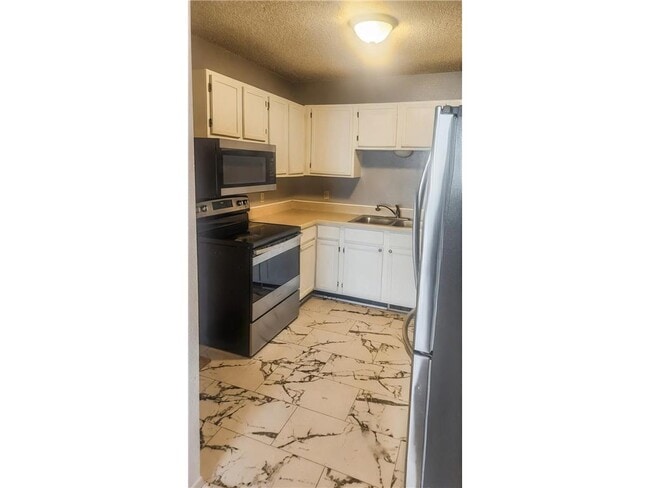 Photo - 9 Heights Rd NE