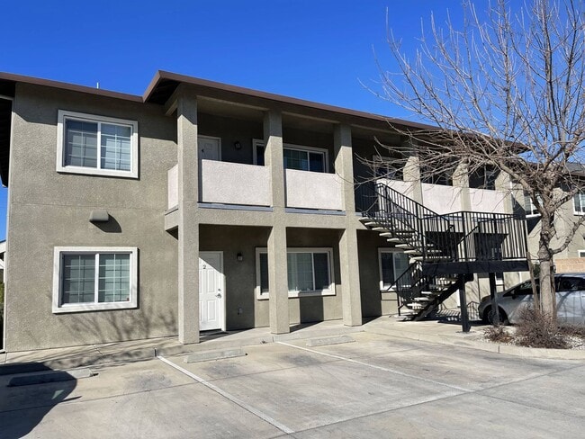 929 Featherside Way Unit #1