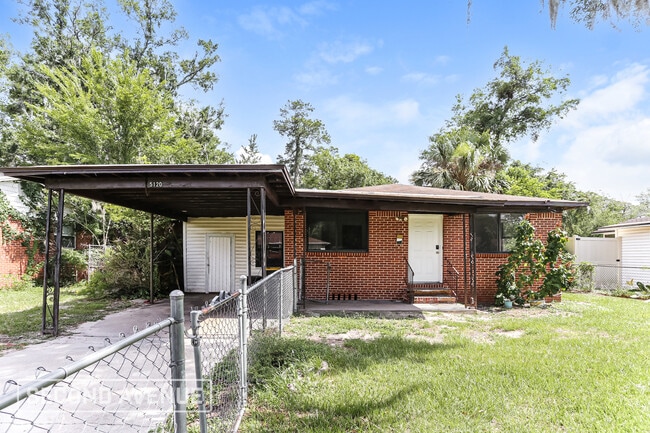 Building Photo - 5120 Quan Dr