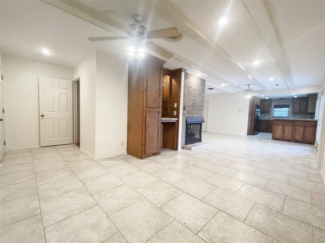Photo - 9655 Meadowcroft Dr