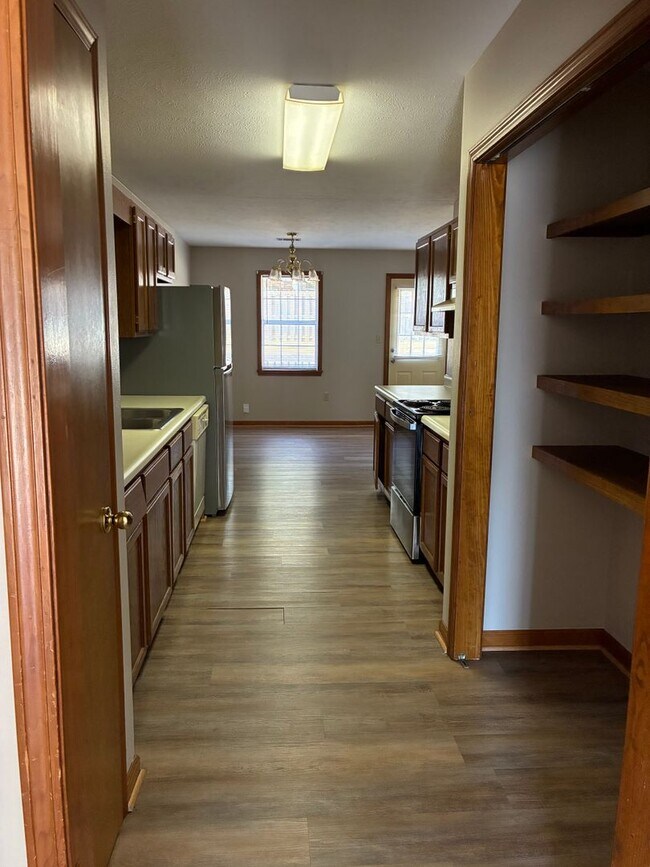 Photo - 2702 Oak Meadow Pl