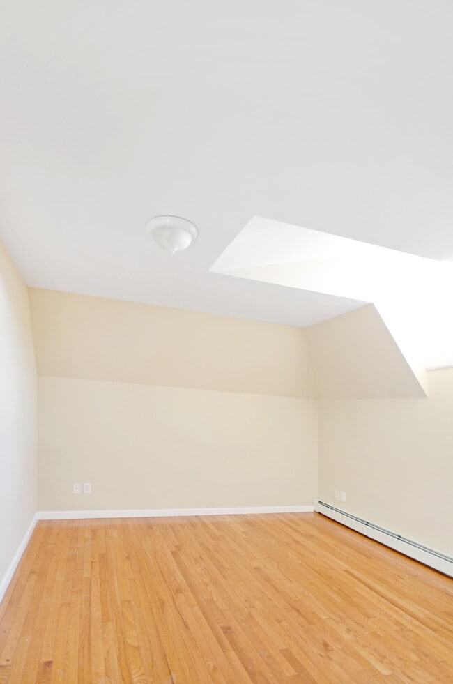 Photo - 950 Paulding St Unidad Carriage House  1