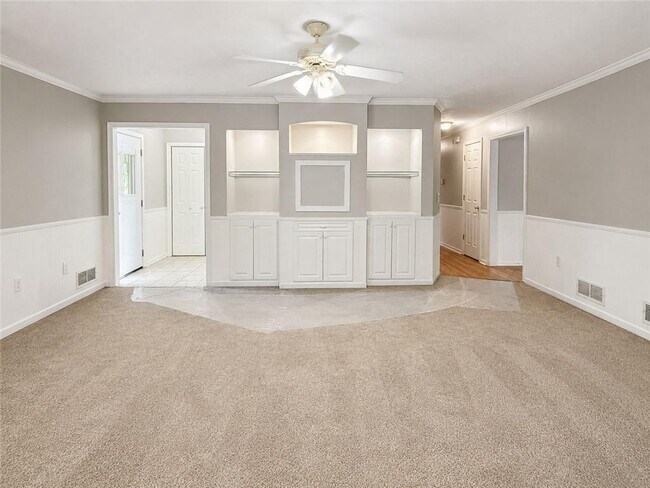 Photo - 2008 Brooks Rd SE