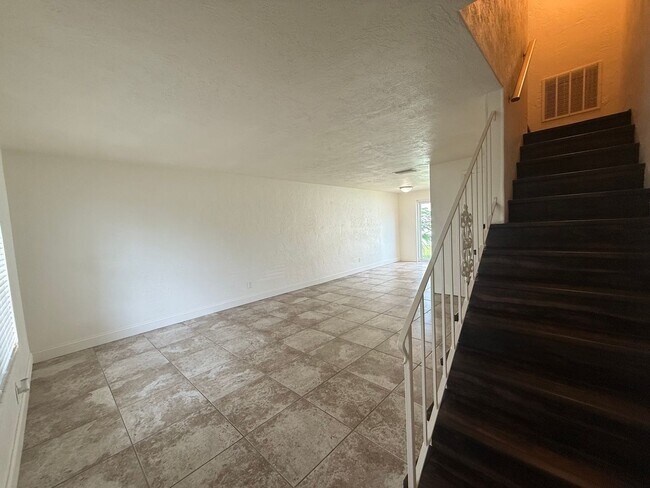 Photo - Inviting 2-bedroom, 1.5-bath home in South Daytona